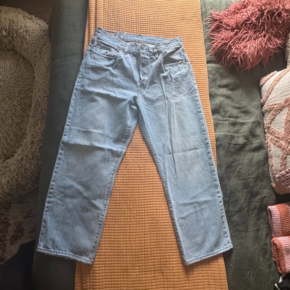 Levi's 501 '90s Ankle Women's Jeans - By Your Side - Light Wash - 30w x 27l - Picture 5 of 7